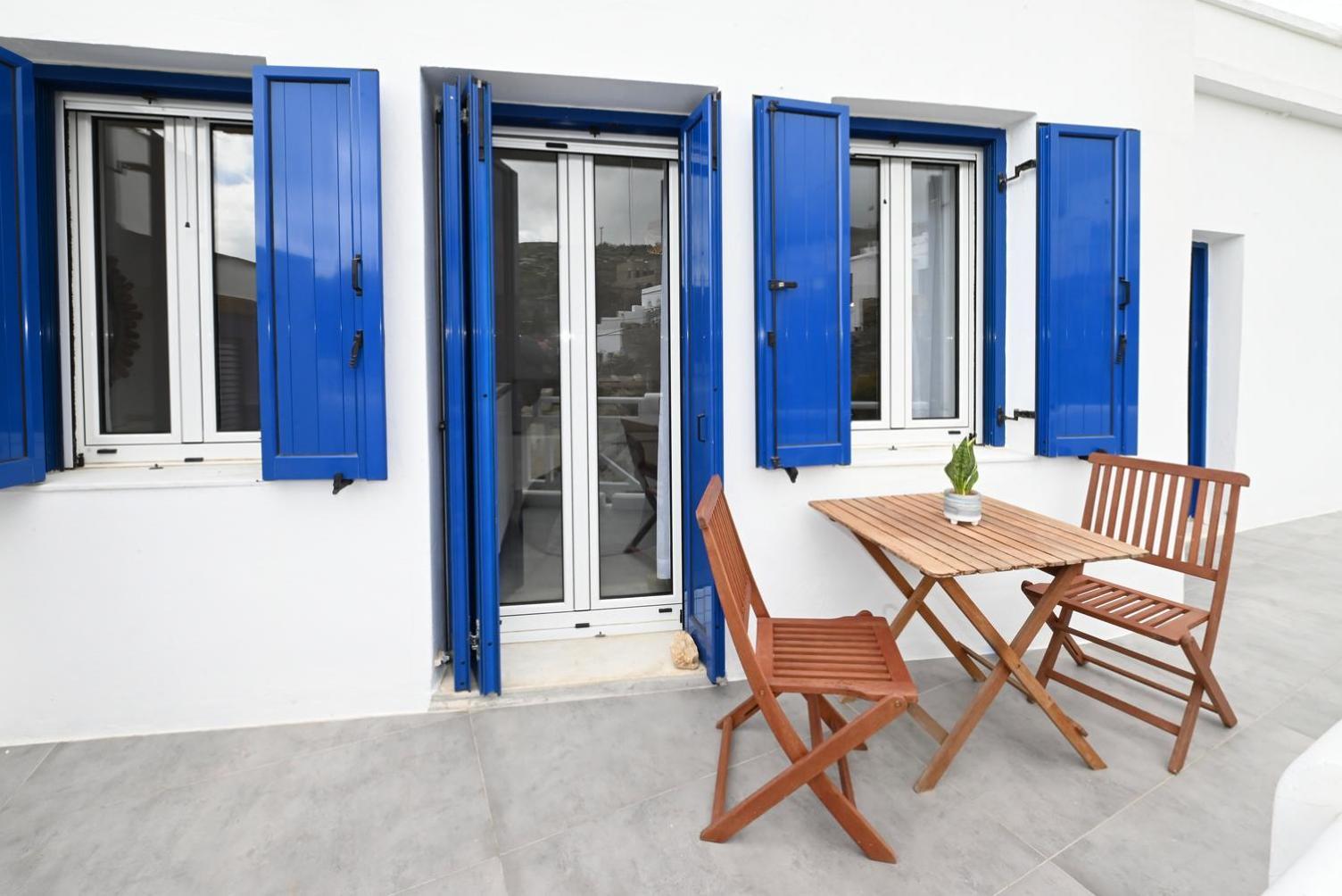 Вілла Ubati - Modern Cycladic House, Tinos Chatzirados Екстер'єр фото